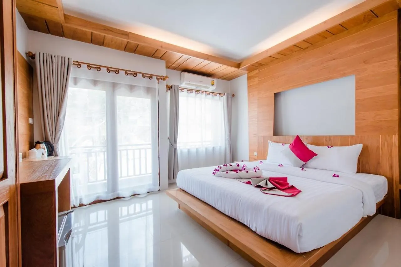 **  Lanta Ray Bay Hotel Koh Lanta Thailand